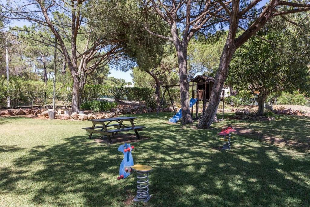 Charming Apartment With Private Garden & Pool Vilamoura Exterior foto